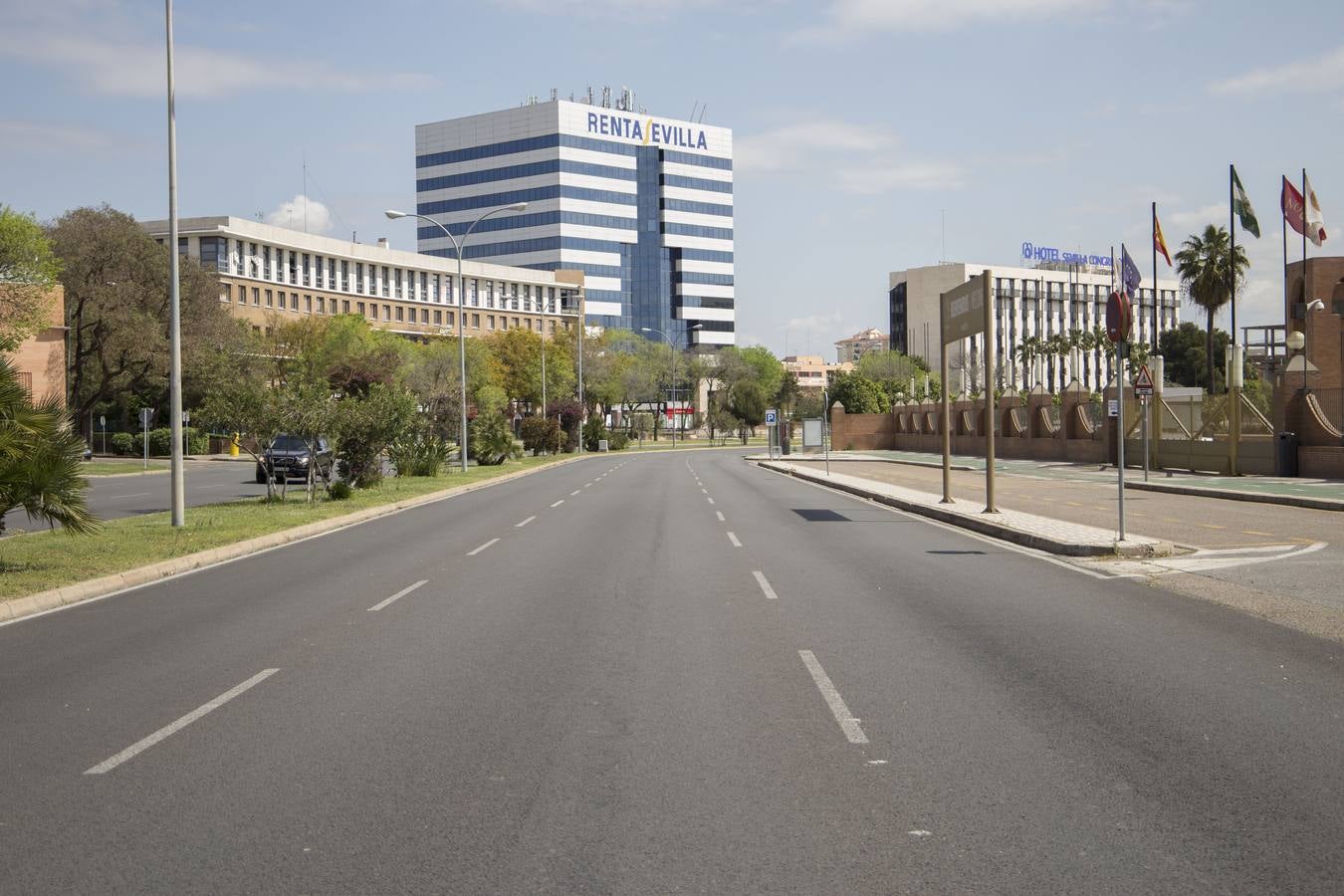 Sevilla Este y Parque Alcosa: un día de confinamiento por el estado de alarma por coronavirus