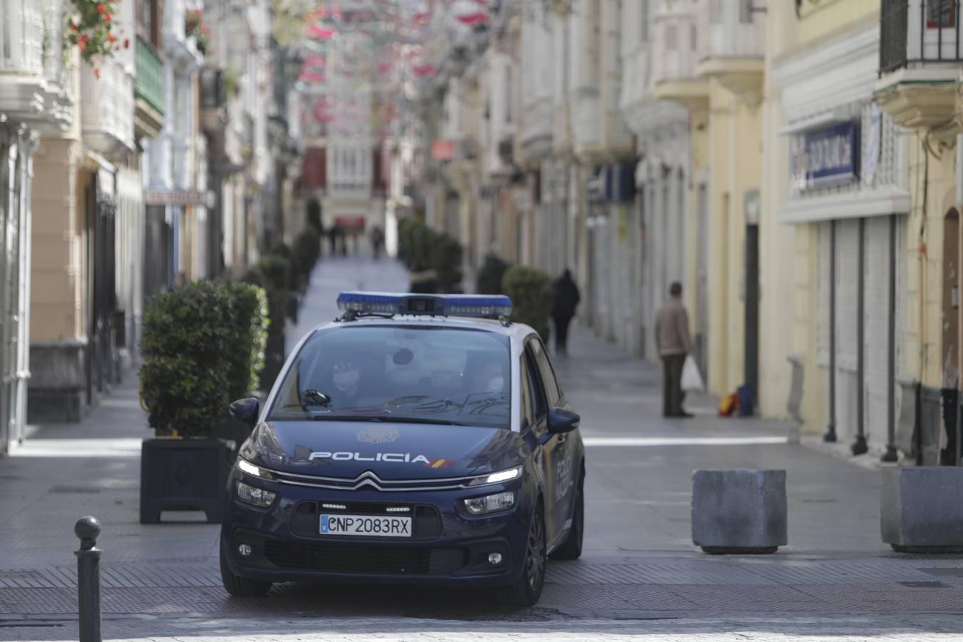 FOTOS: Las imágenes atípicas de una ciudad de Cádiz en Estado de Alarma