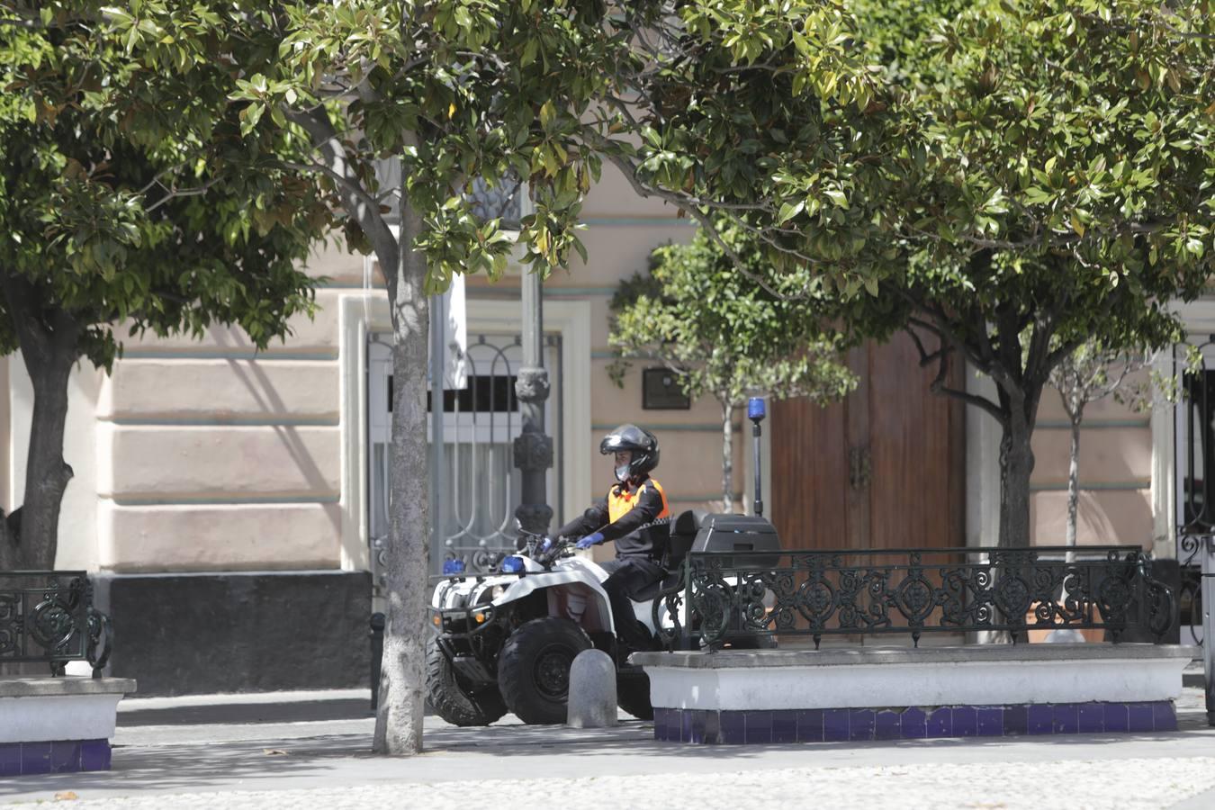 FOTOS: Las imágenes atípicas de una ciudad de Cádiz en Estado de Alarma