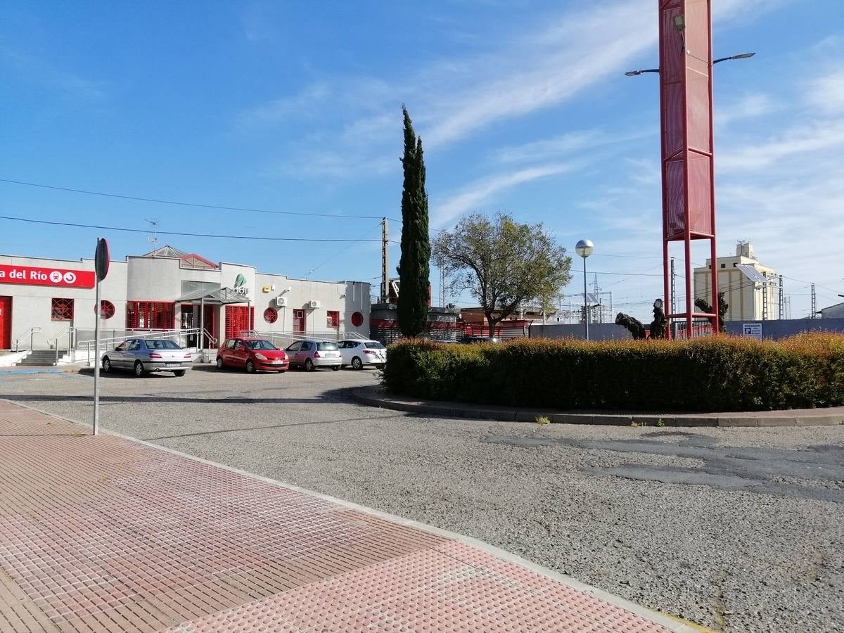 Coronavirus en Sevilla: Lora del Río, calles desiertas durante el estado de alarma