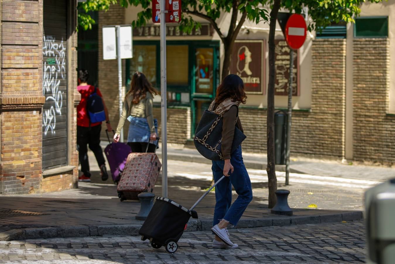 Coronavirus en Sevilla: Así vive el Arenal el estado de alarma