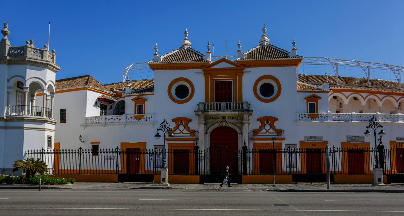 Coronavirus en Sevilla: Así vive el Arenal el estado de alarma