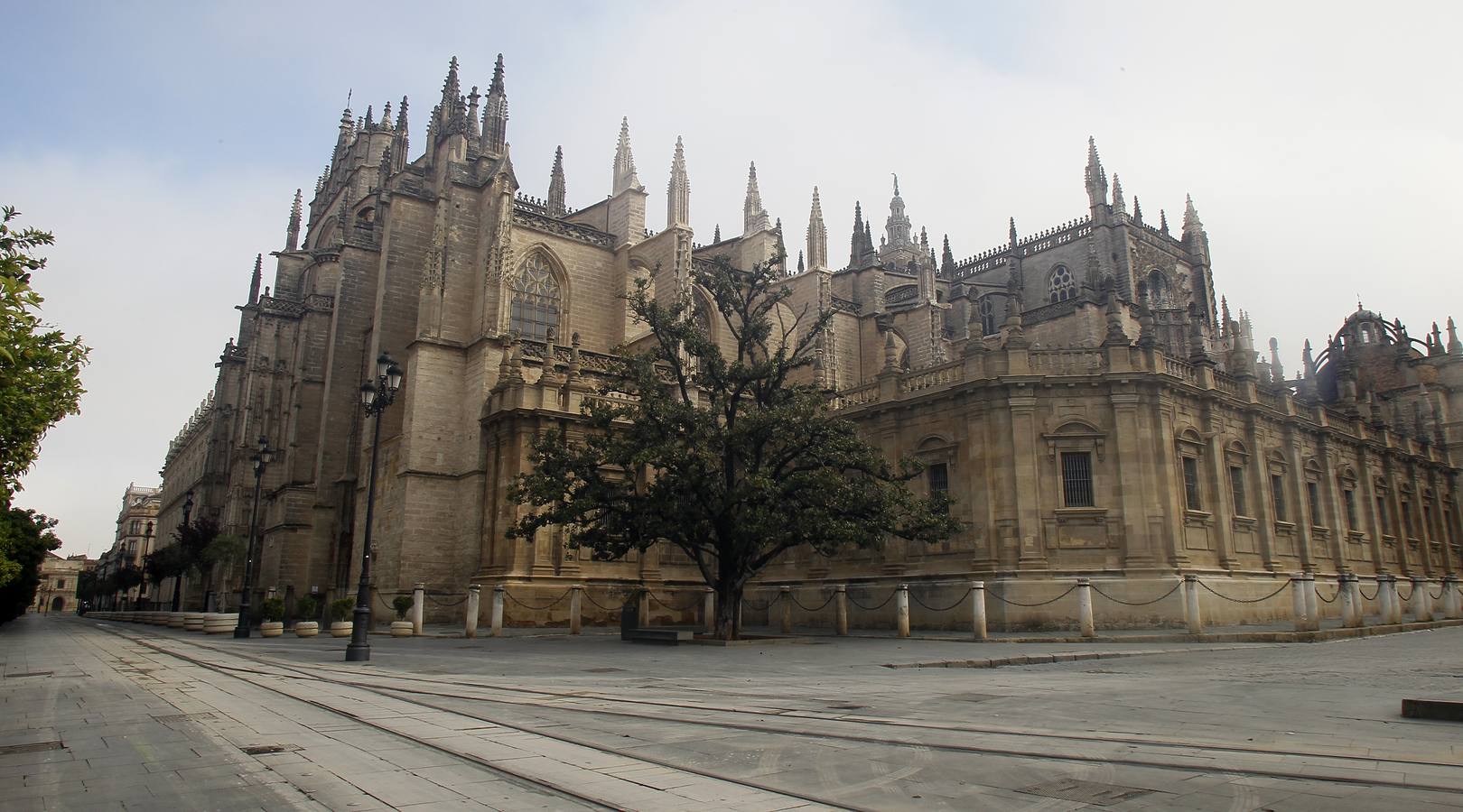 Coronavirus en Sevilla: Anómalo Viernes de Dolores