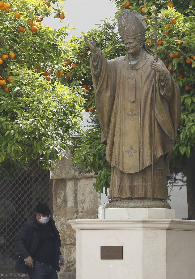 Coronavirus en Sevilla: Anómalo Viernes de Dolores