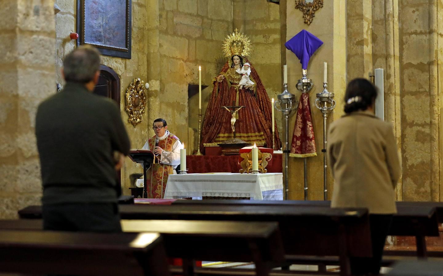 Las imágenes del Domingo de Ramos 2020 en Córdoba desde sus templos