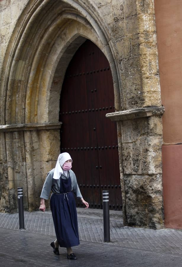 Imágenes de la Semana Santa de Sevilla de 2020: Las Penas