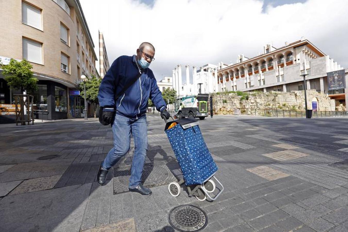 El centro comercial de Córdoba durante la crisis del coronavirus, en imágenes