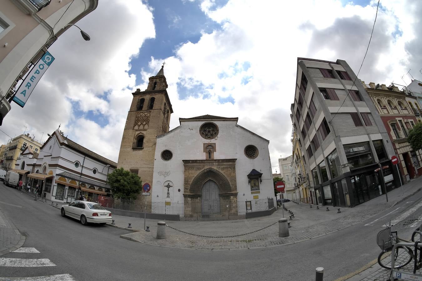 Imágenes de la Semana Santa de Sevilla de 2020: Los Javieres