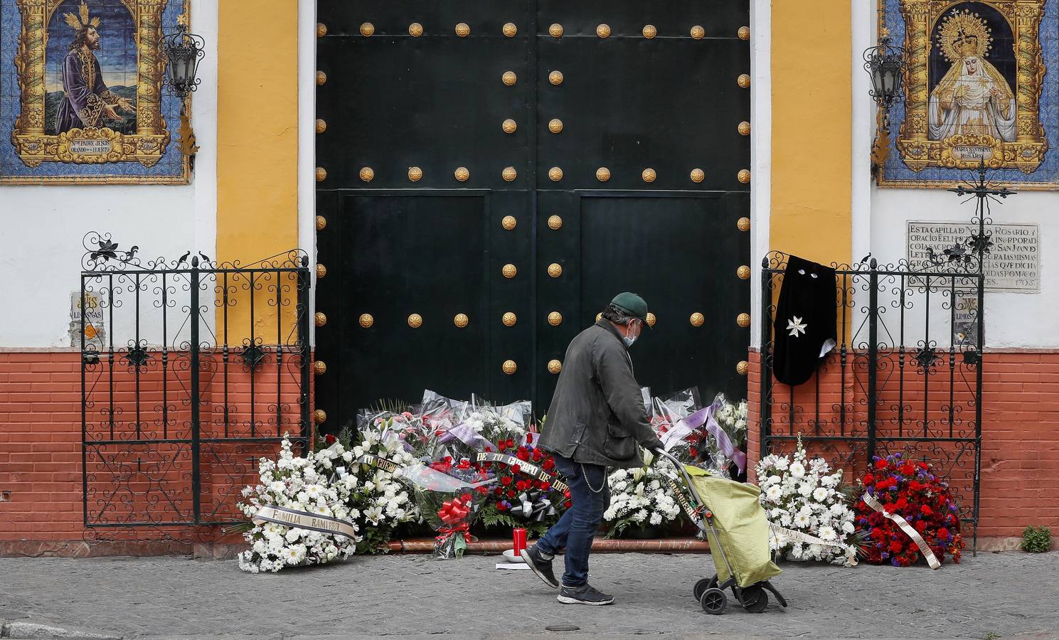 Imágenes de la Semana Santa de Sevilla de 2020: Montesión