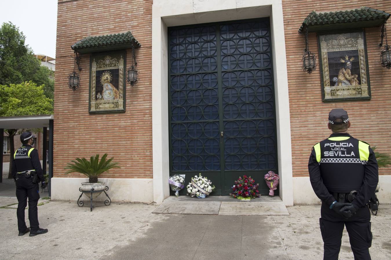 Imágenes de la Semana Santa de Sevilla de 2020: Cigarreras