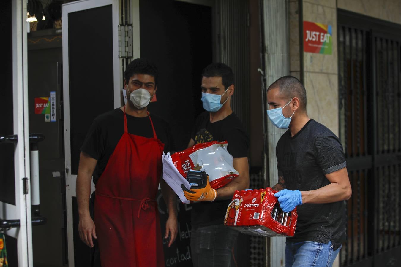 Coronavirus en Sevilla: así transcurre el confinamiento en el barrio de El Juncal