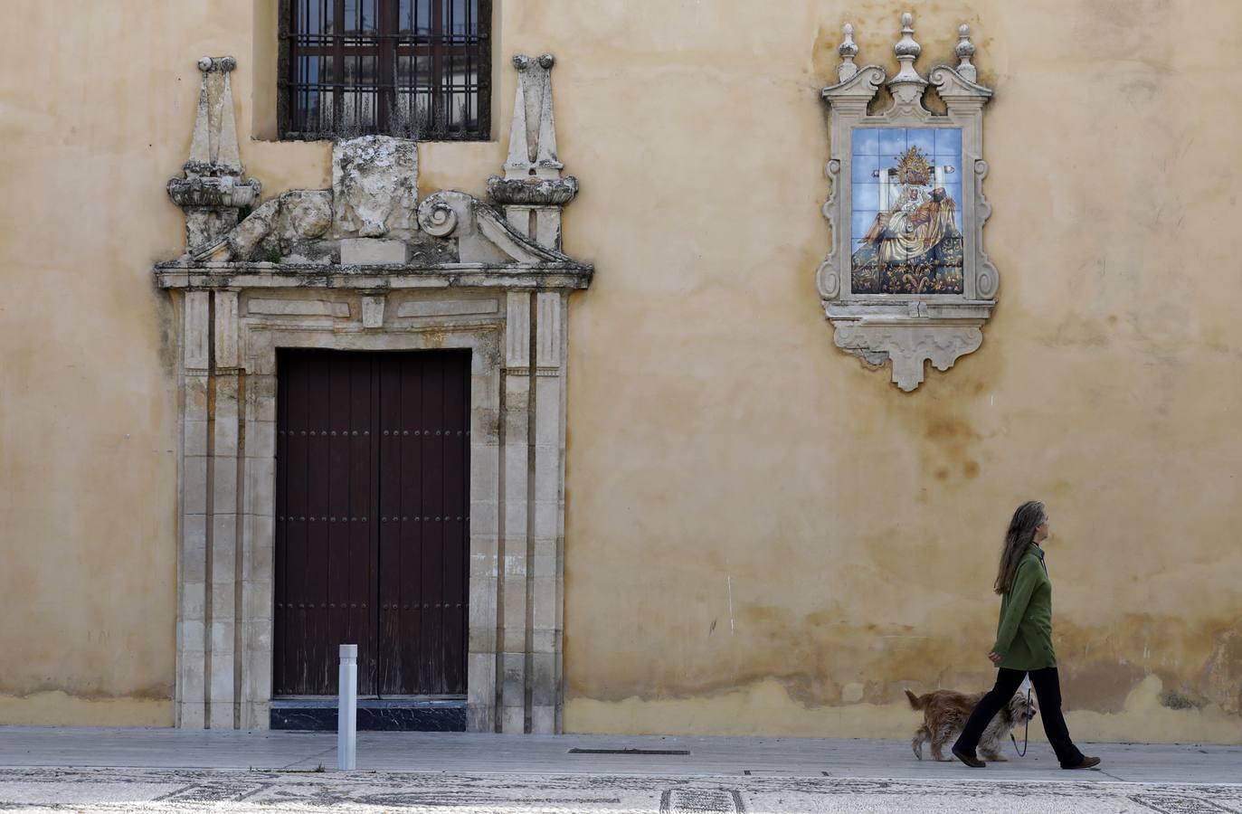 Coronavirus por barrios en Córdoba | El confinamiento en San Agustín, en imágenes