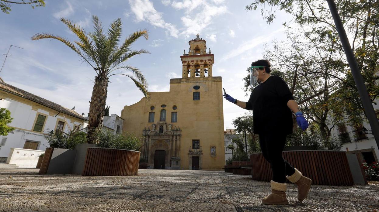 Coronavirus por barrios en Córdoba | El confinamiento en San Agustín, en imágenes