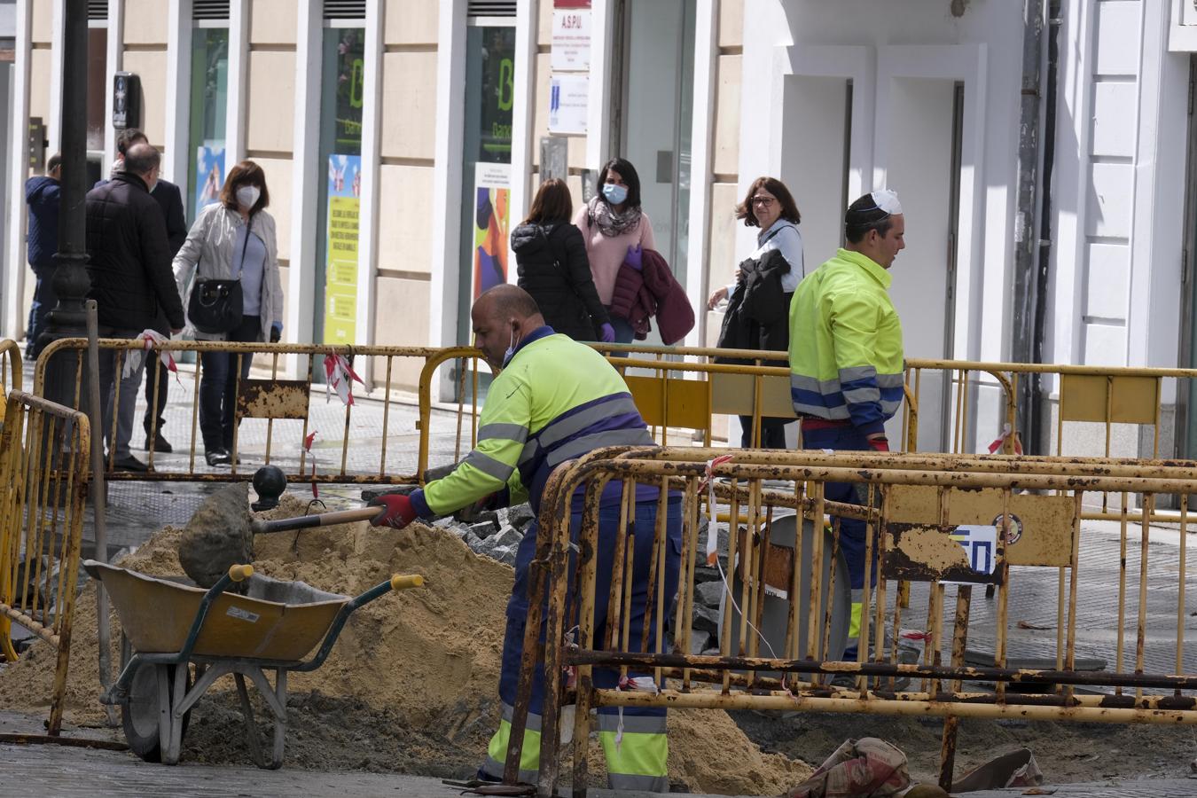 Fotos: El temporal y el confinamiento dibujan una Cádiz desangelada