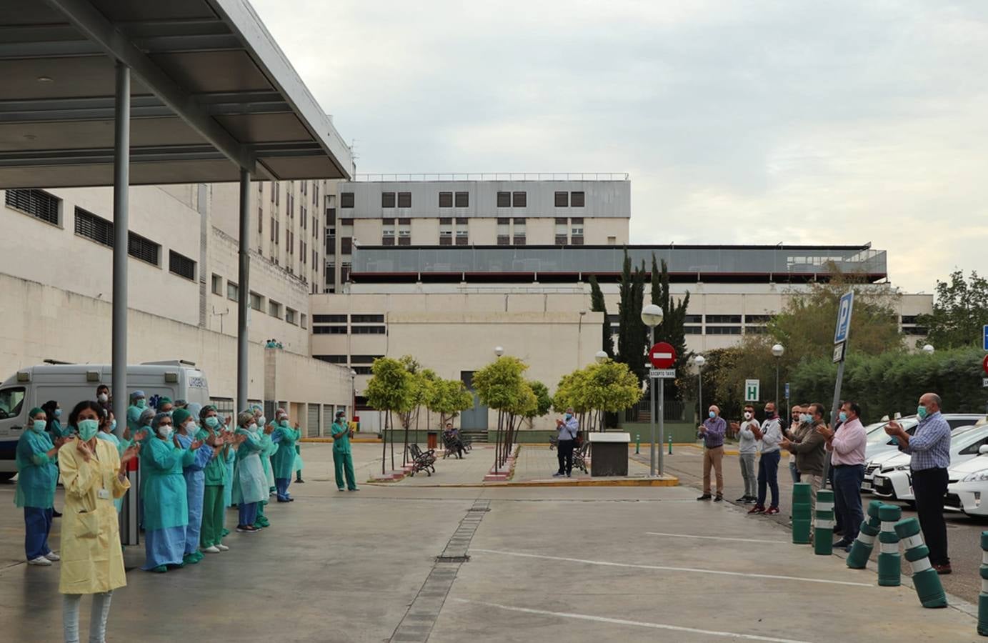 En imágenes, la crisis del Covid-19 desde los ojos de los sanitarios del Hospital Reina Sofía de Córdoba