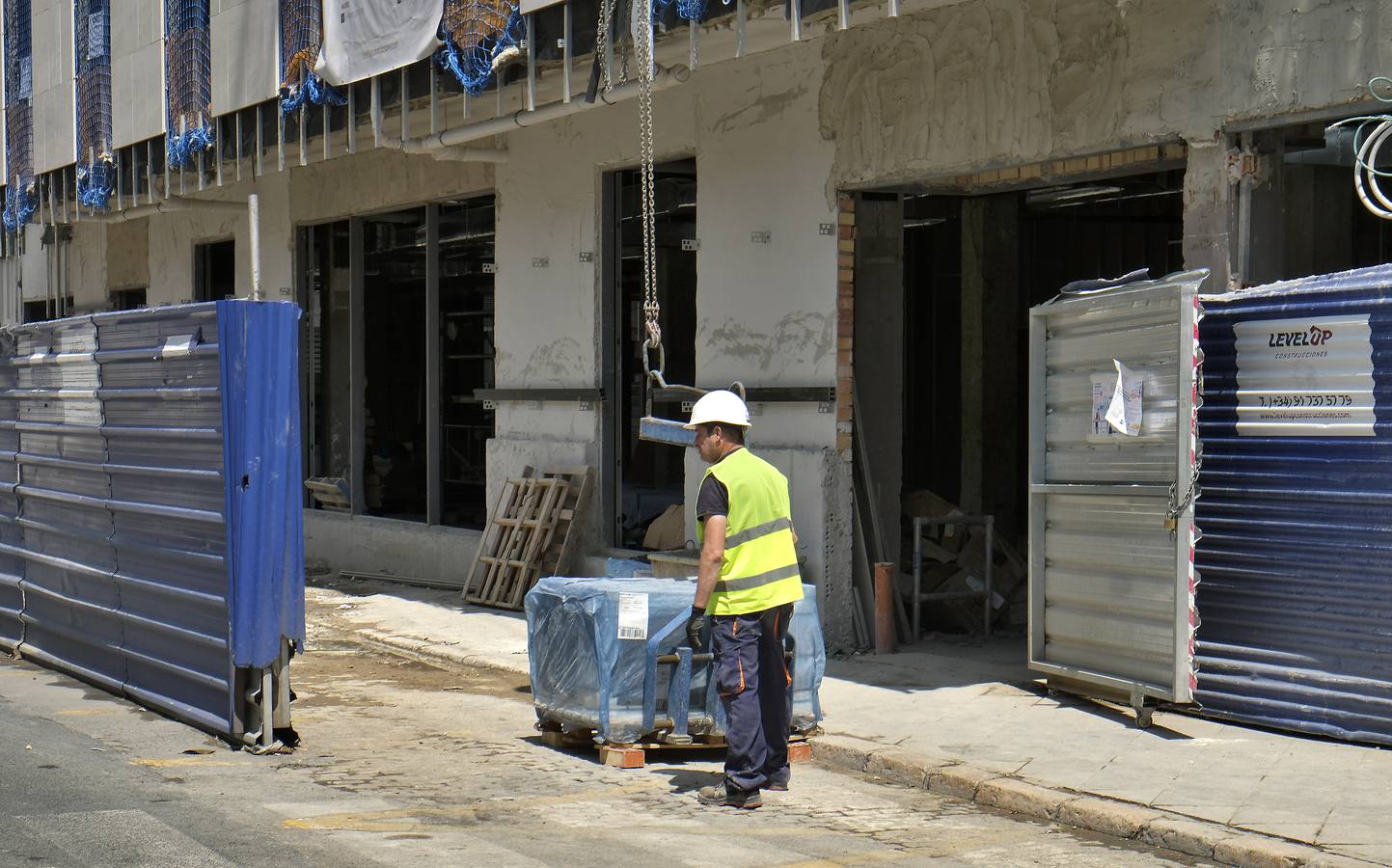 Coronavirus en Sevilla: las obras en los hoteles no paran