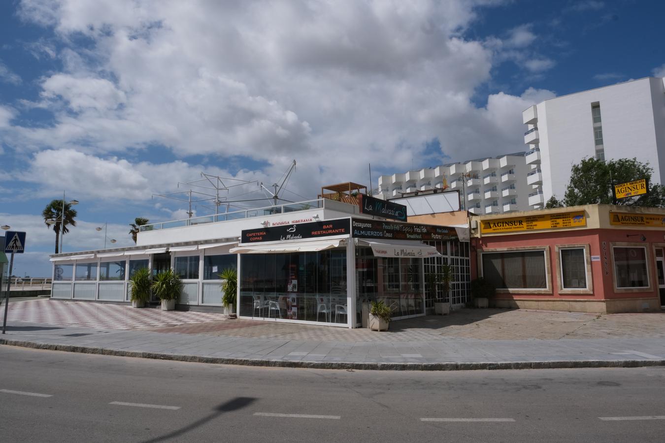 FOTOS: Las playas de Cádiz comienzan su puesta a punto para el verano