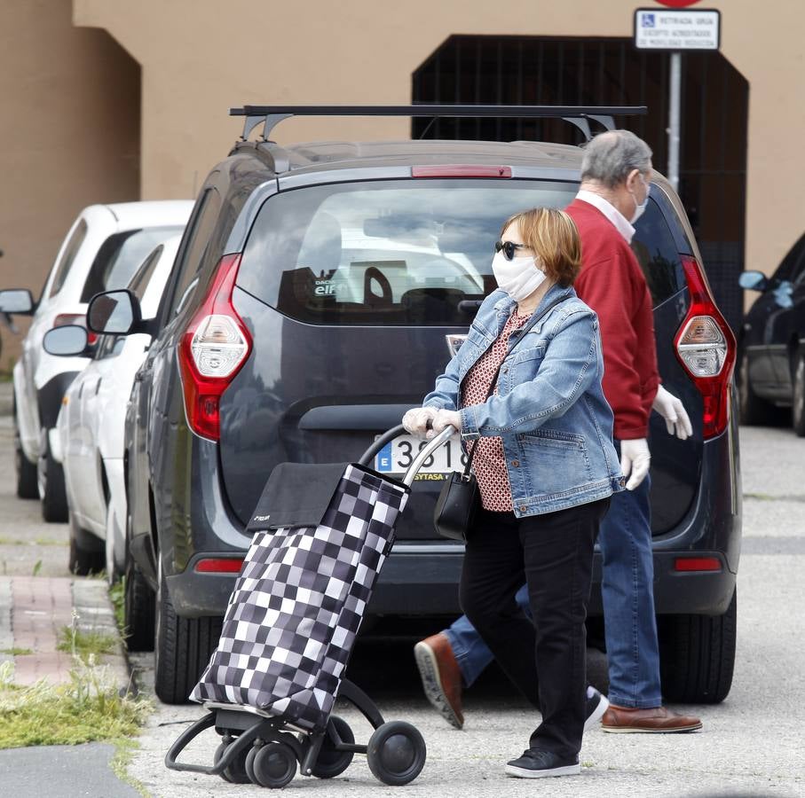 Coronavirus en Sevilla: crónica gráfica de un día en San Diego y Villegas