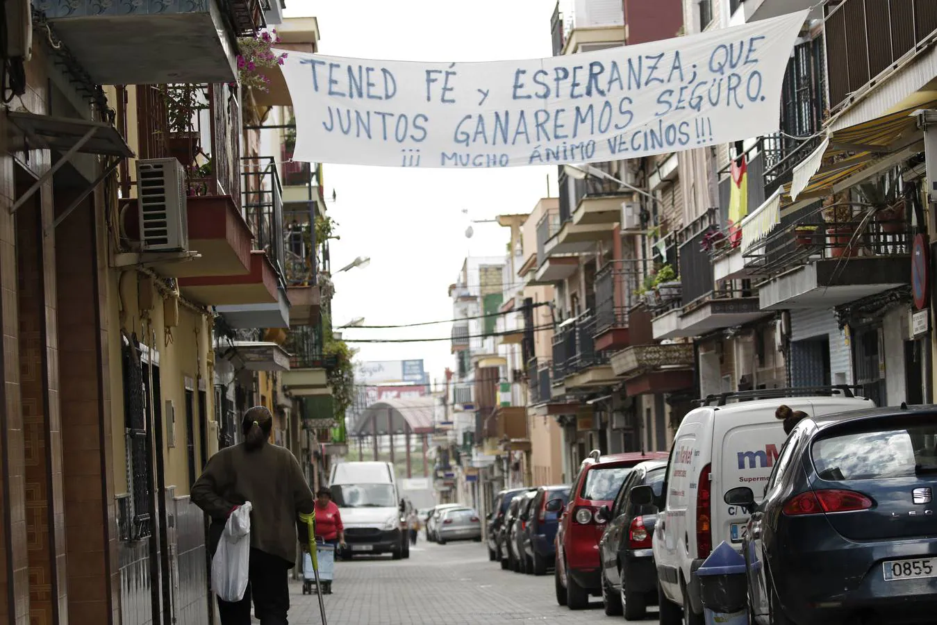 Coronavirus en Sevilla: Su Eminencia, un barrio que no pierde la esperanza