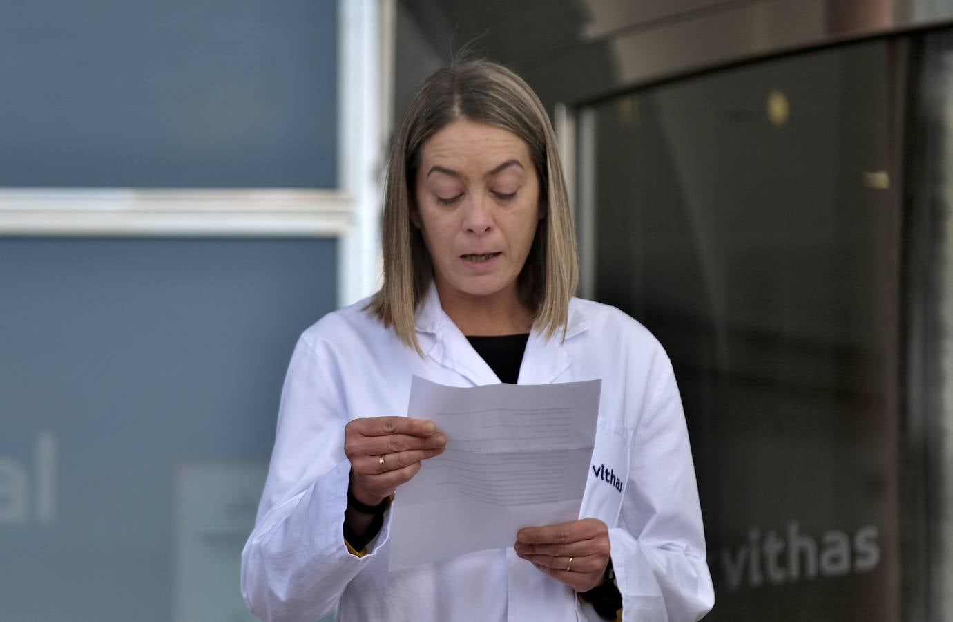 Sentido homenaje al médico fallecido en el Hospital Vithas Sevilla por coronavirus