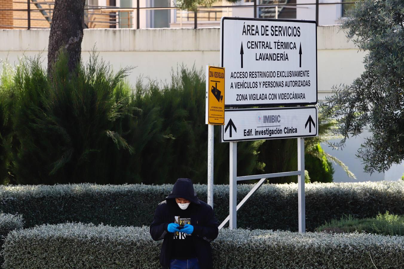 La tensa calma del Hospital Reina Sofía de Córdoba