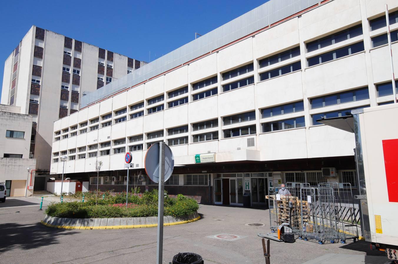 La tensa calma del Hospital Reina Sofía de Córdoba