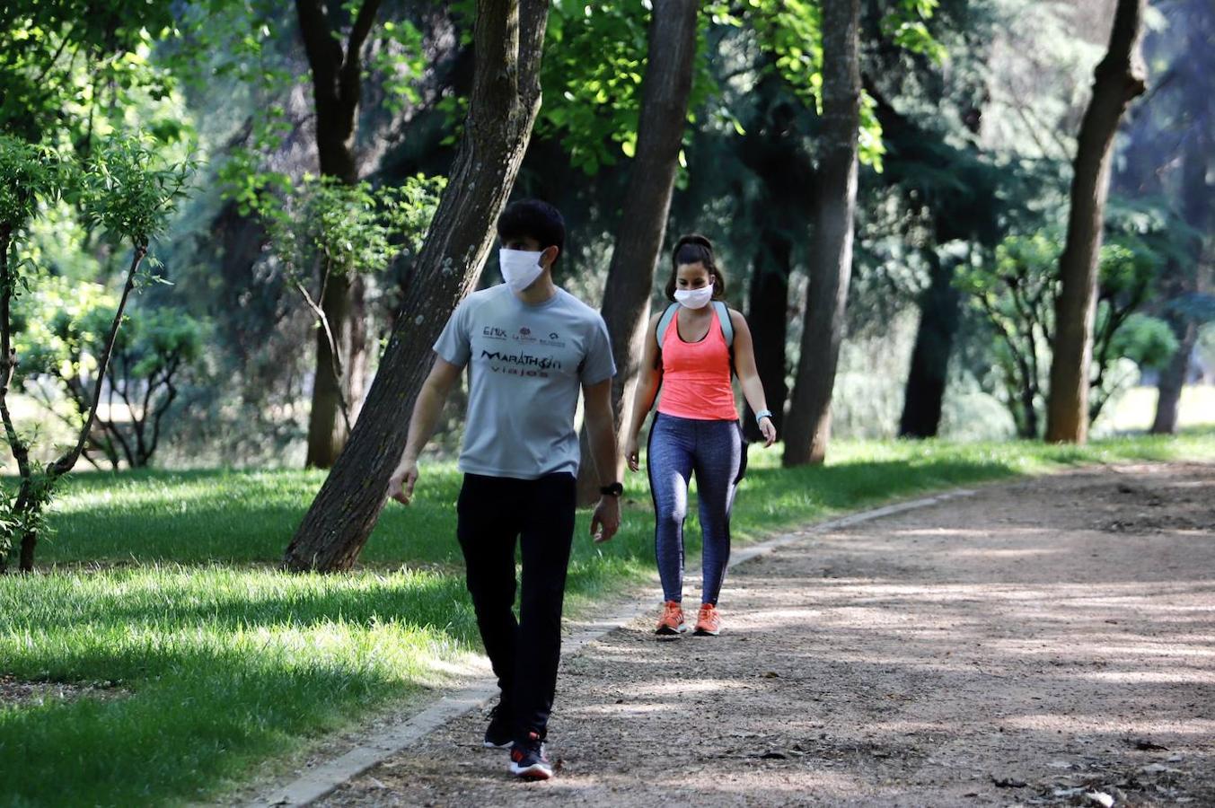 El deporte en el Parque Cruz Conde de Córdoba, en imágenes