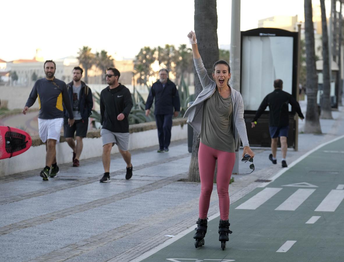 Así ha sido la primera salida de deportistas y mayores a la calle