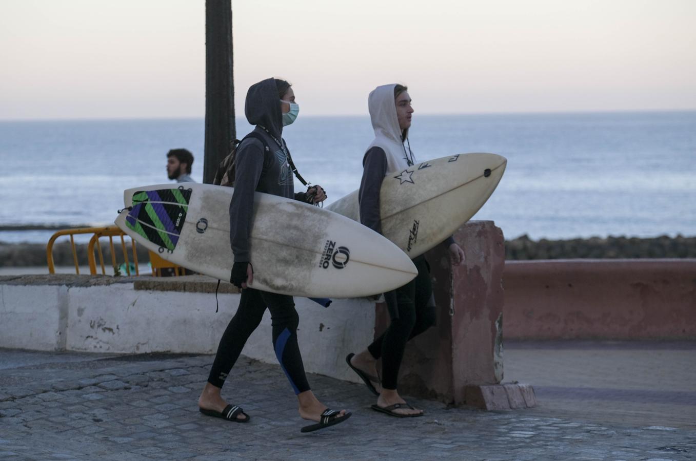 Así ha sido la primera salida de deportistas y mayores a la calle