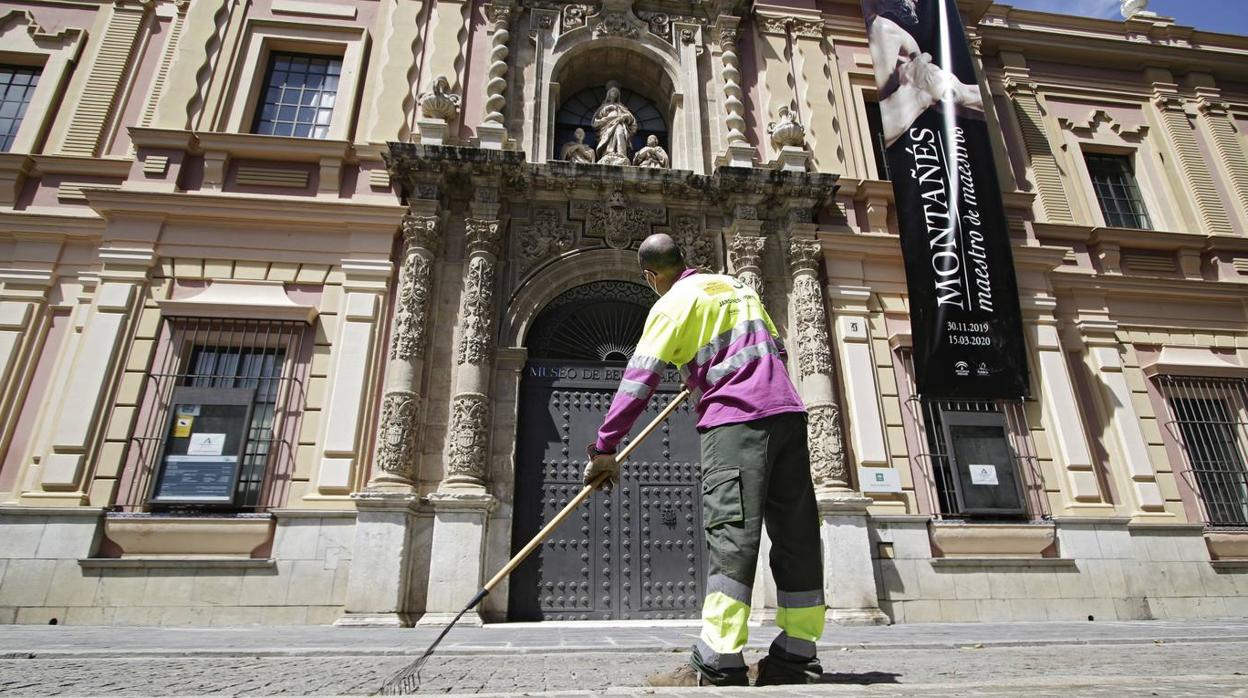 San Lorenzo y San Vicente recuperan poco a poco el pulso de la calle