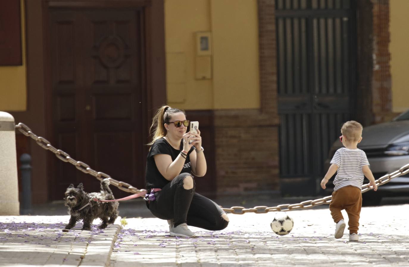 San Lorenzo y San Vicente recuperan poco a poco el pulso de la calle