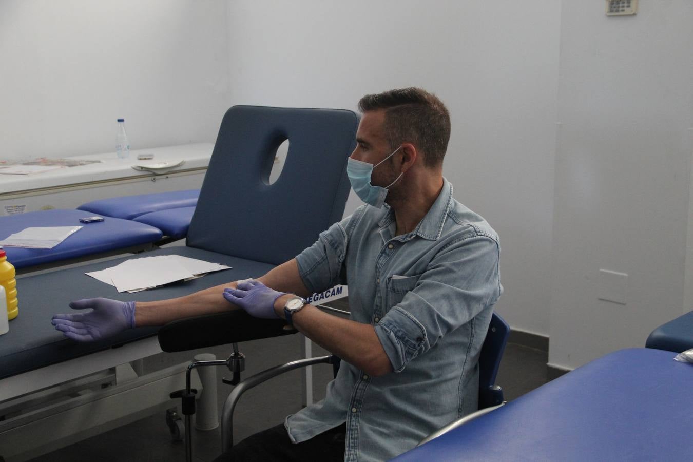 FOTOS: La plantilla del Cádiz se hace los test de coronavirus