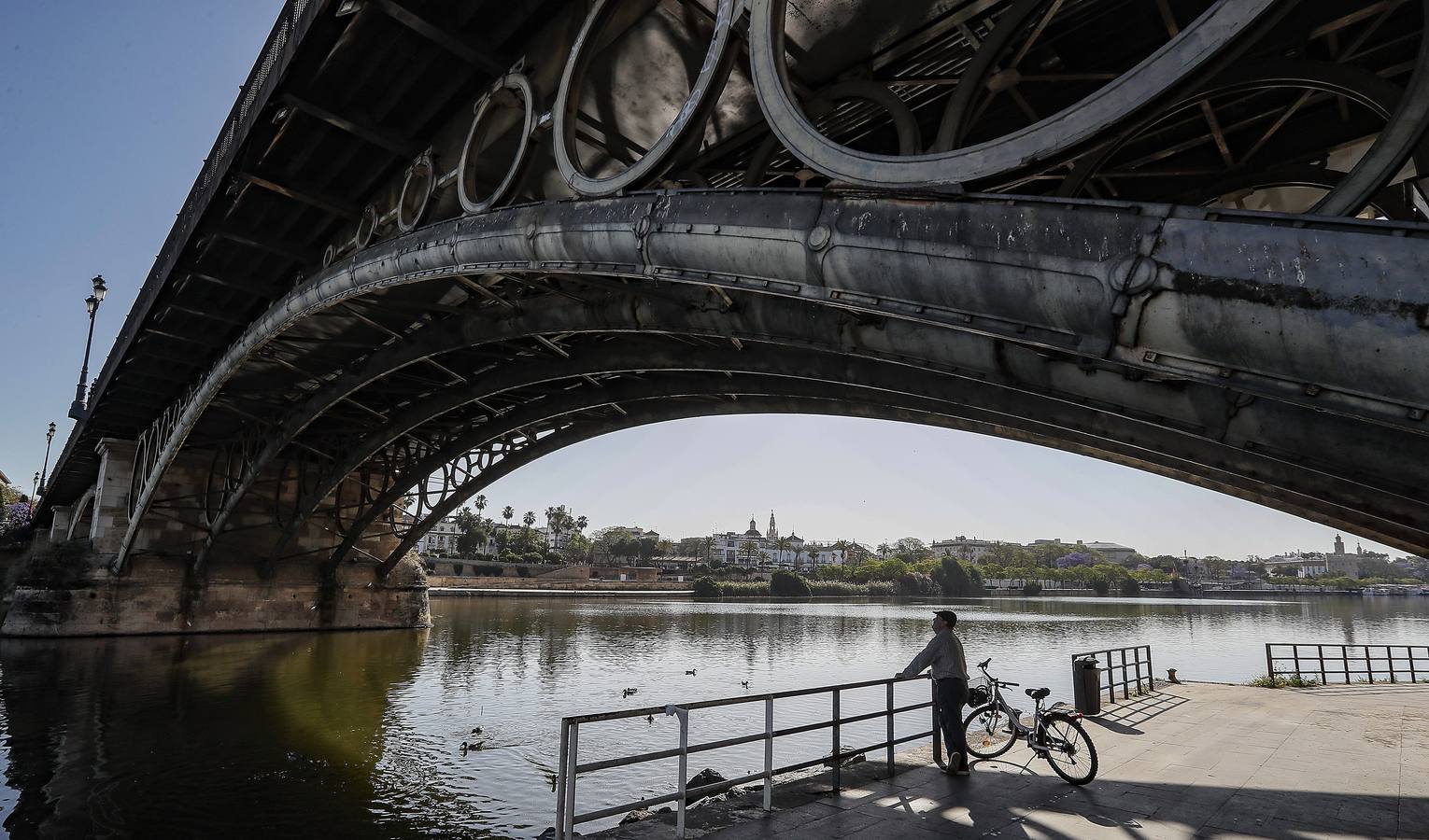 Tramos de algunas grandes vías de Sevilla se peatonalizarán durante los fines de semana