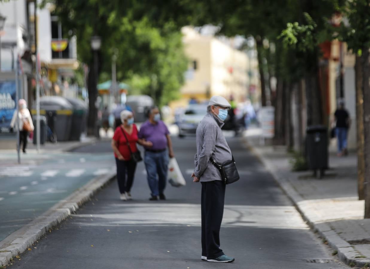 «Buen funcionamiento» del primer día de peatonalización de grandes vías en Sevilla