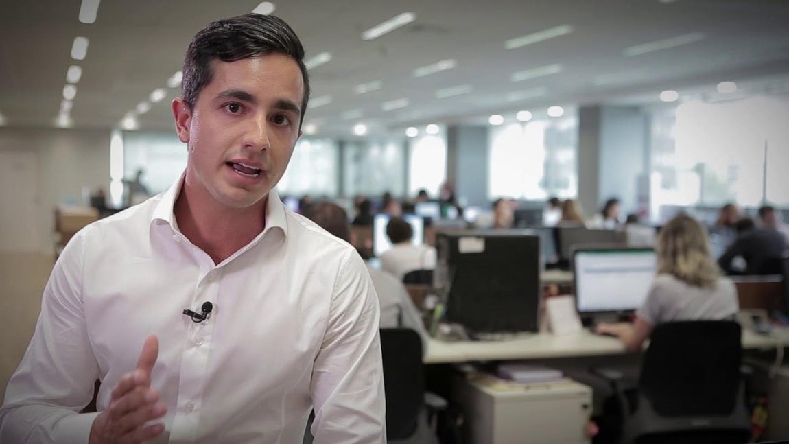 8- Pedro de Godoy Bueno. Edad: 29 añosPatrimonio: 1.100 millones de dólaresCuando su padre murió en 2017 fue nombrado CEO y mayor accionista de Diagnosticos Da America S A, la firma brasileña de servicios de laboratorio Diagnosticos Da America S A, que lo convierten en el joven más rico de su país.