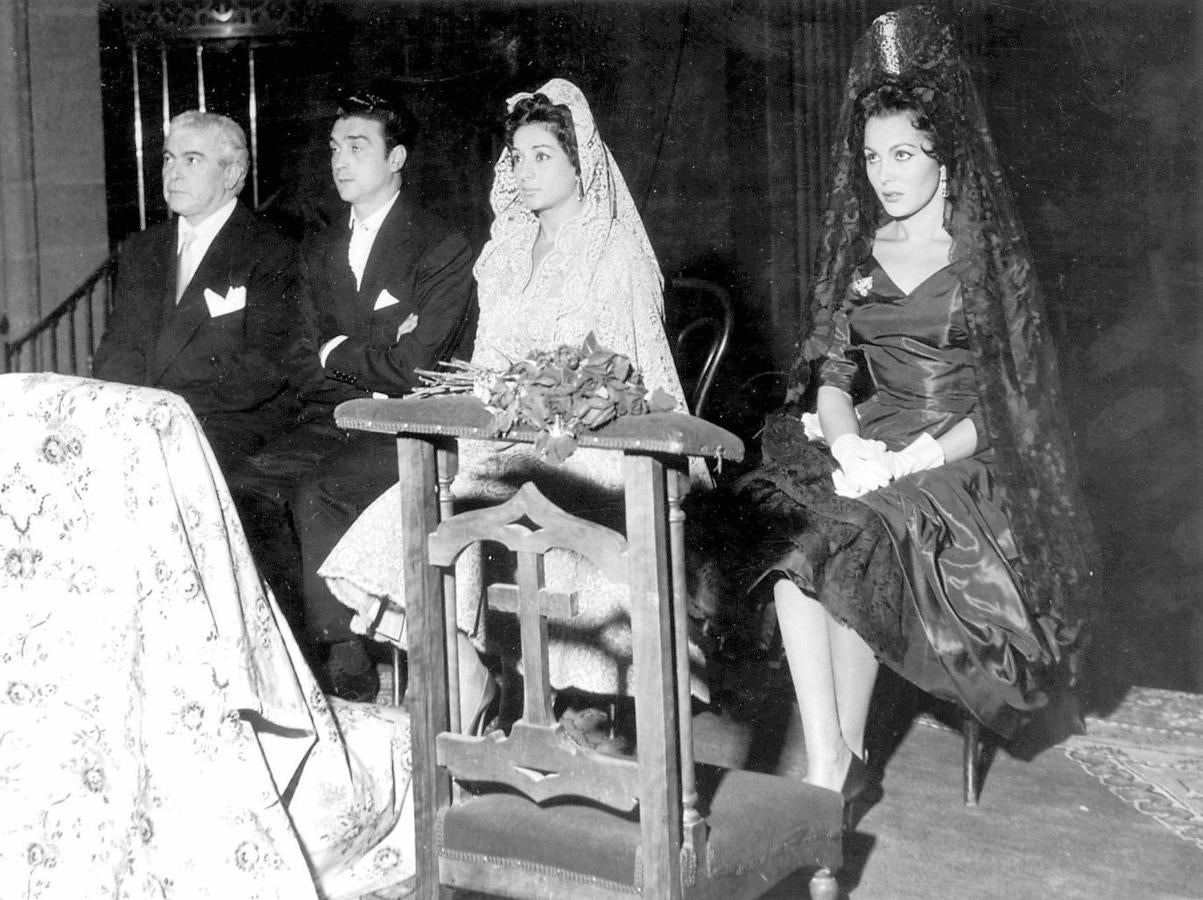 Lola Flores y Antonio González, el Pescaílla, el día de su boda