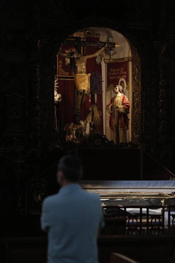 La visita al Rescatado en el primer viernes con los templos abiertos, en imágenes