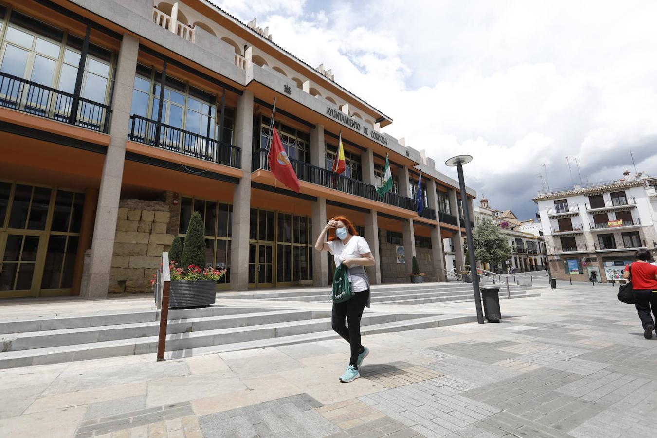 La despedida a Julio Anguita en el Ayuntamiento de Córdoba, en imágenes