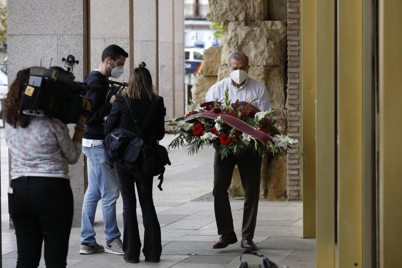 La despedida a Julio Anguita en el Ayuntamiento de Córdoba, en imágenes