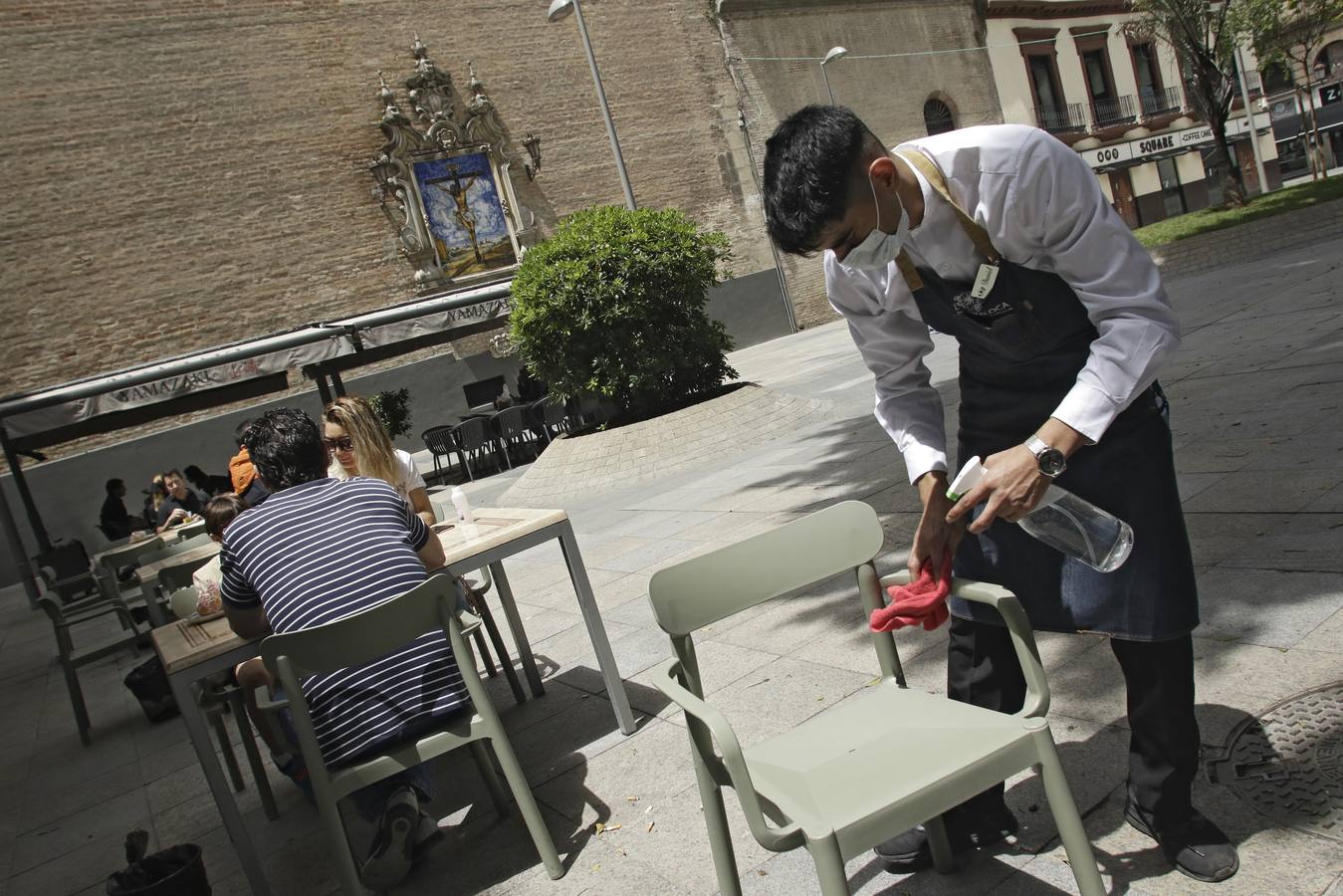 En imágenes, ambiente en el Centro durante la primera fase de la desescalada