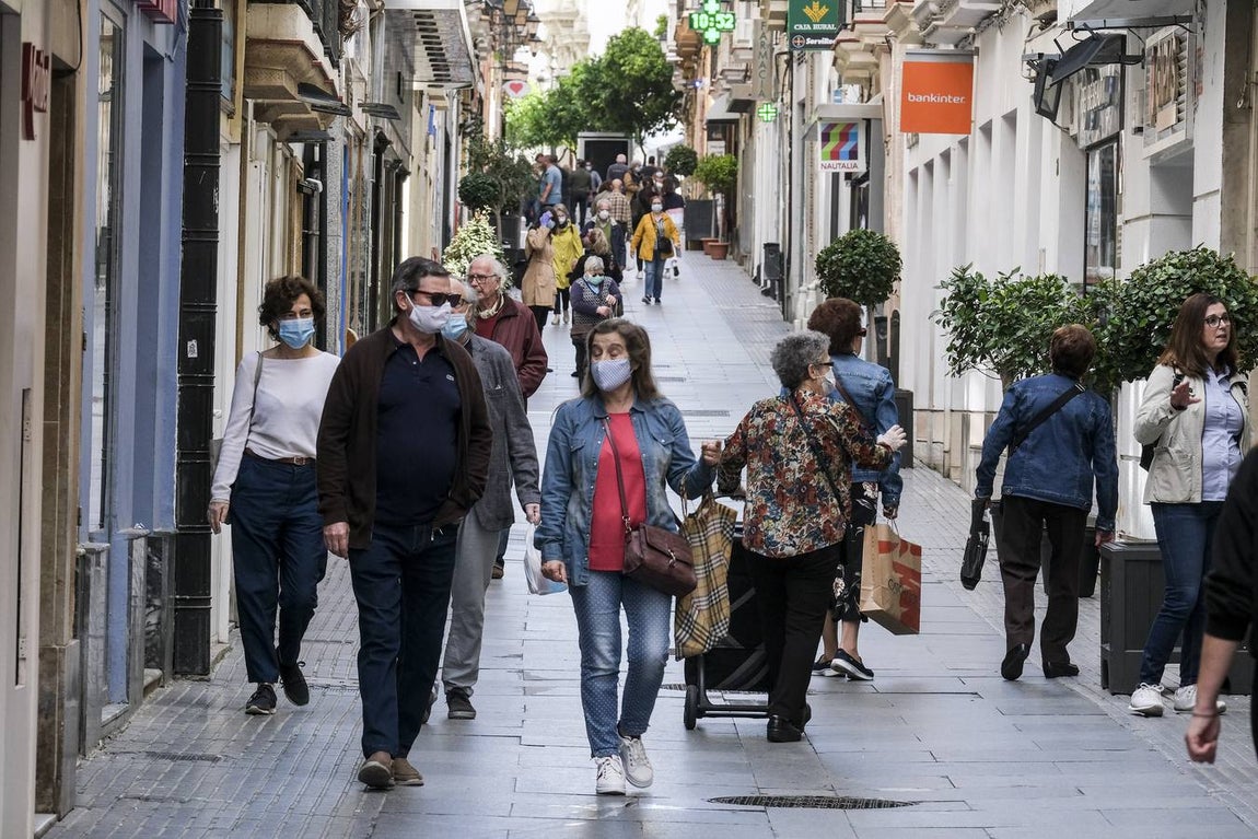 FOTOS: Un sábado gaditano entre el miedo y el regreso a la normalidad