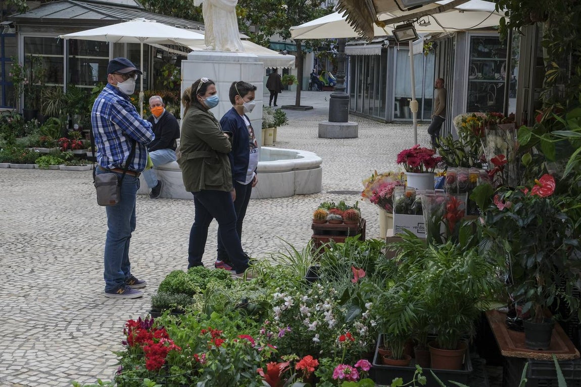 FOTOS: Un sábado gaditano entre el miedo y el regreso a la normalidad