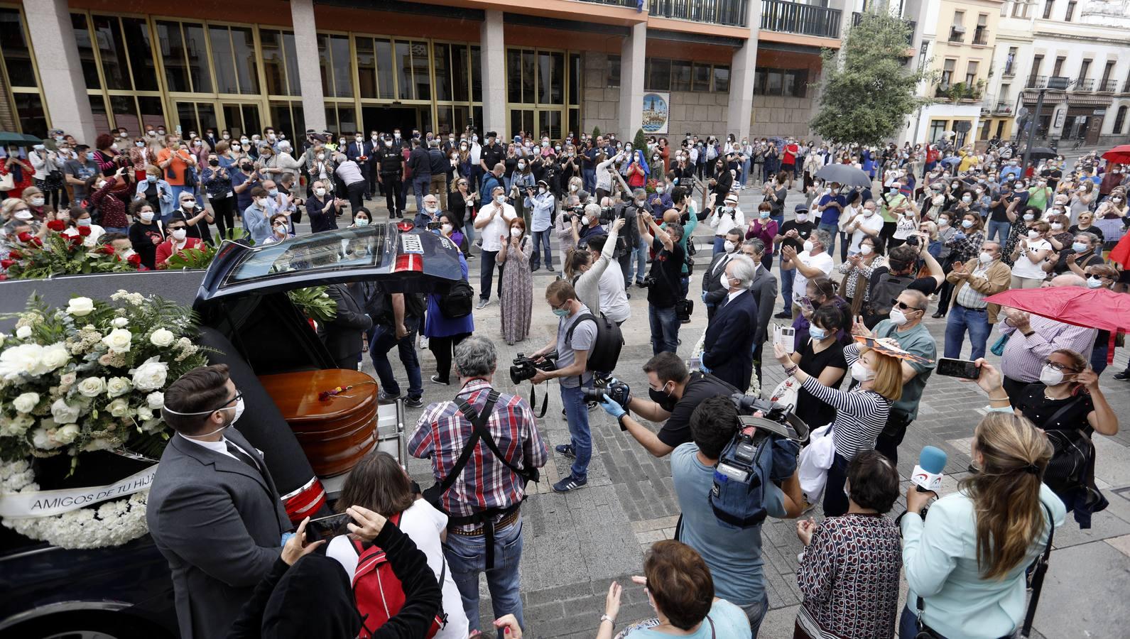 La despedida de la sociedad de Córdoba a Julio Anguita, en imágenes