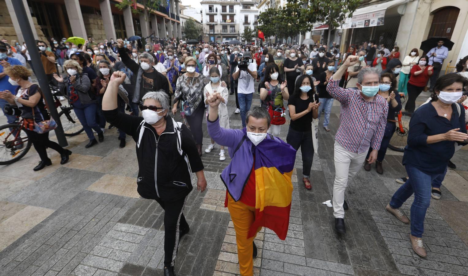 La despedida de la sociedad de Córdoba a Julio Anguita, en imágenes