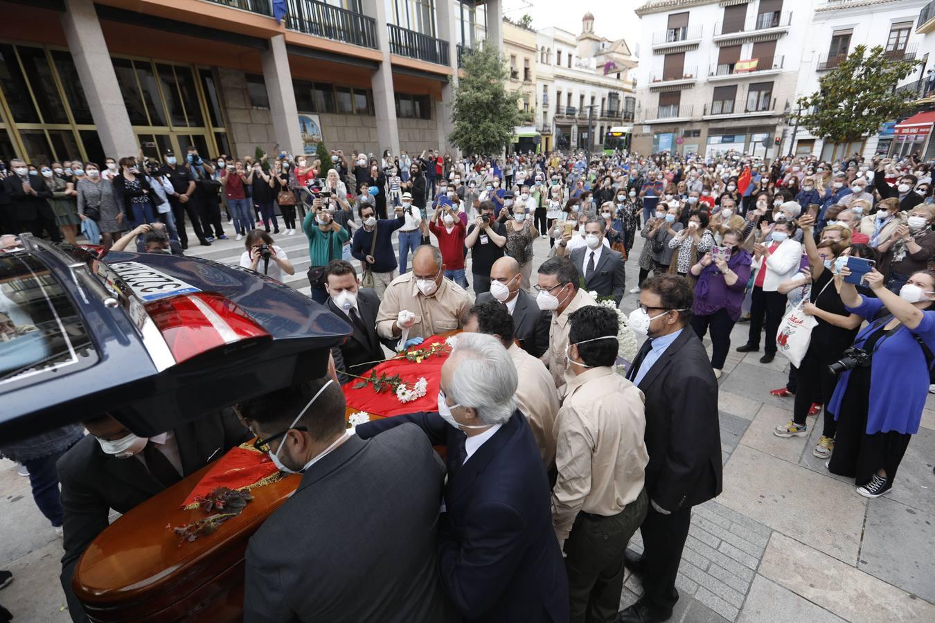 La despedida de la sociedad de Córdoba a Julio Anguita, en imágenes