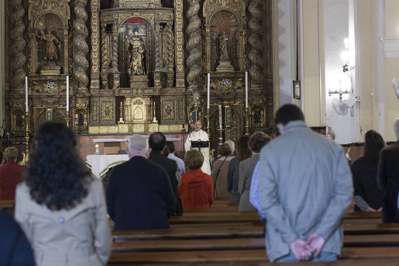 Primer domingo de misas en Sevilla durante la fase 1