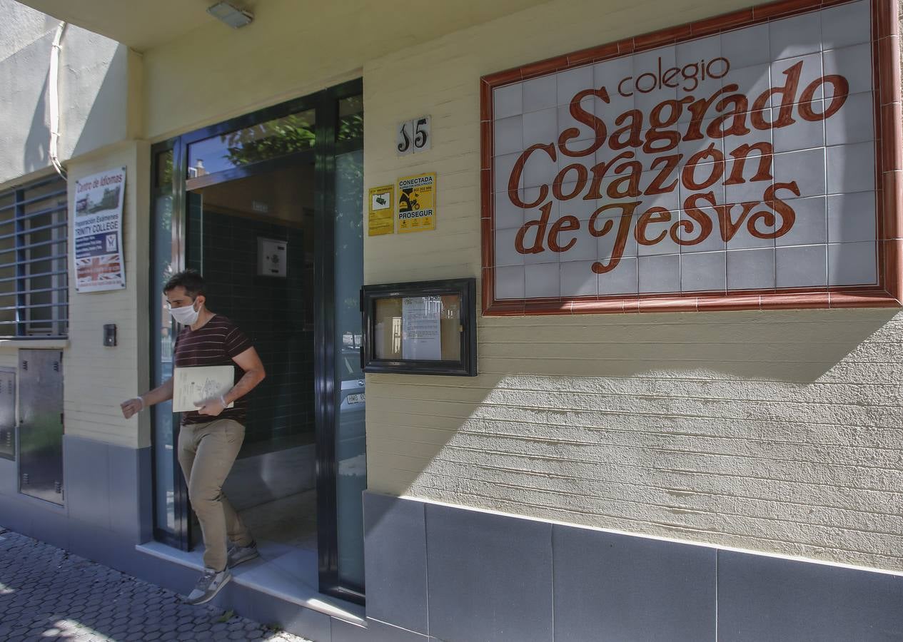 En imágenes, los colegios de Sevilla abren sus puertas para iniciar la escolarización