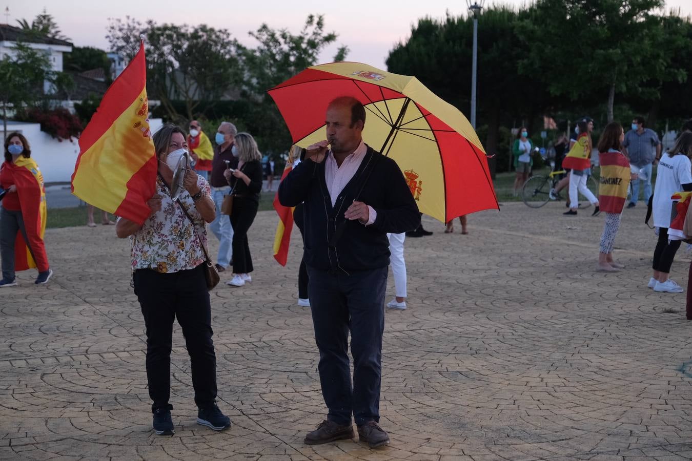 FOTOS: Cacerolada en El Puerto de Santa María contra la gestión de Pedro Sánchez