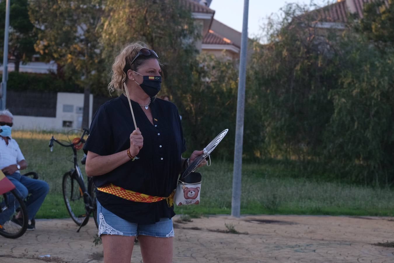 FOTOS: Cacerolada en El Puerto de Santa María contra la gestión de Pedro Sánchez