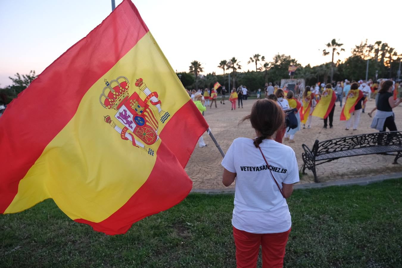 FOTOS: Cacerolada en El Puerto de Santa María contra la gestión de Pedro Sánchez